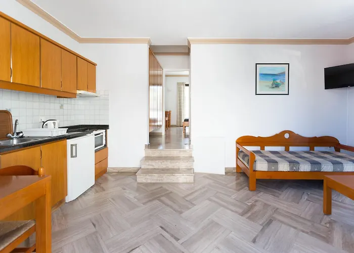 安娜玛丽亚村公寓 酒店