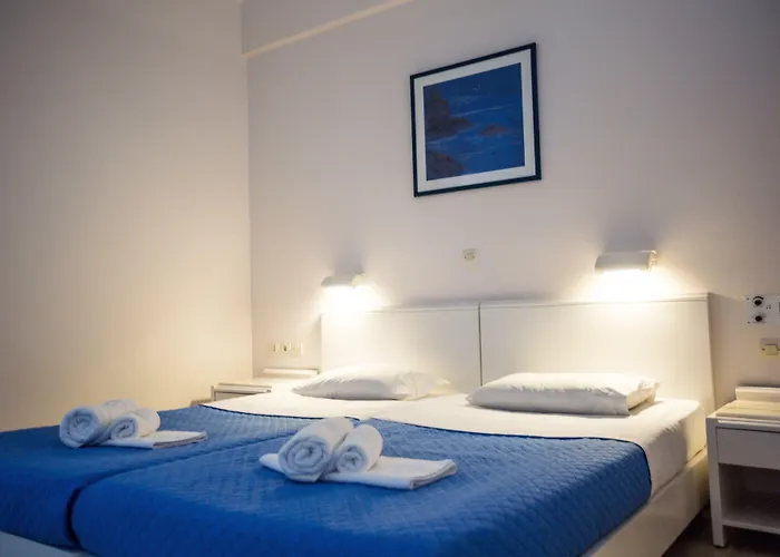 安娜玛丽亚村公寓