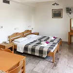 Anna Maria Village Ξενοδοχείο