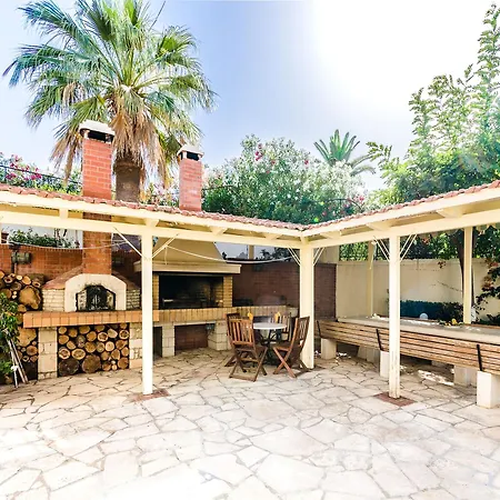 Anna Maria Village Χερσόνησος