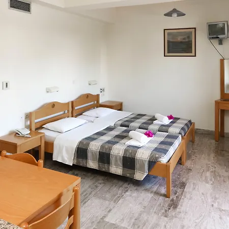 Anna Maria Village Hotell