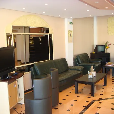 安娜玛丽亚村公寓