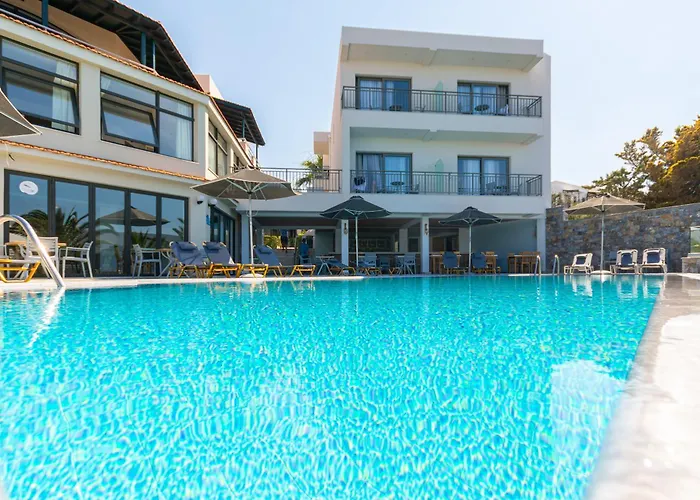 Anna Maria Village Hotel 3*