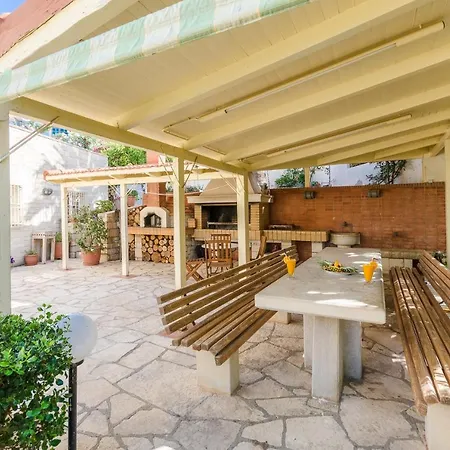 Anna Maria Village Hotell