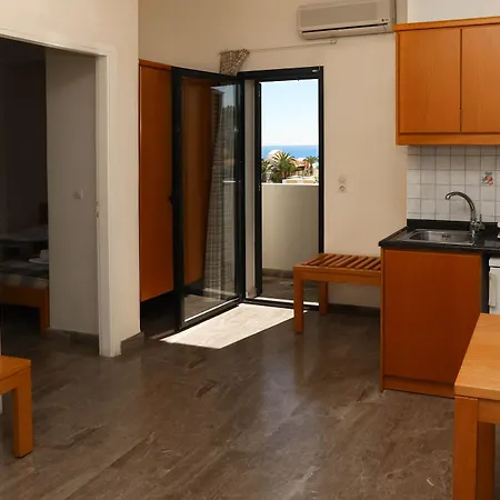 Anna Maria Village Hotell 3*