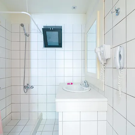 Anna Maria Village Hotell 3*