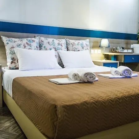 Anna Maria Village Hotell